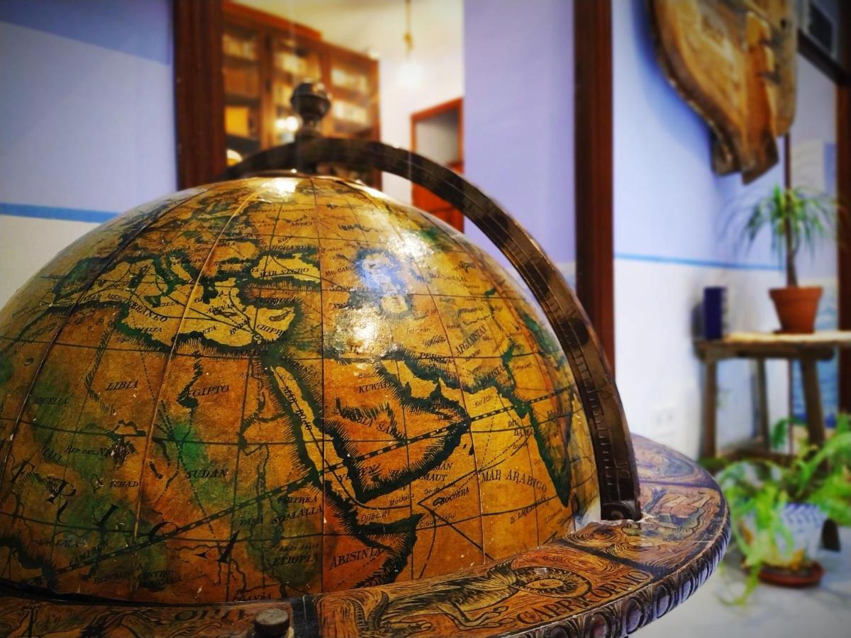 Hostal Casa Nautilus Кадис Екстериор снимка