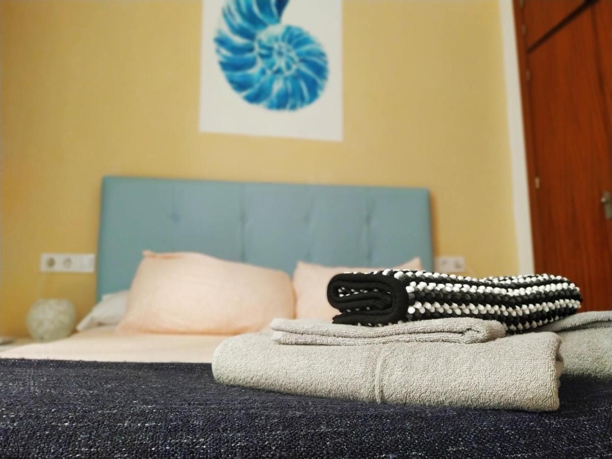 Hostal Casa Nautilus Кадис Екстериор снимка